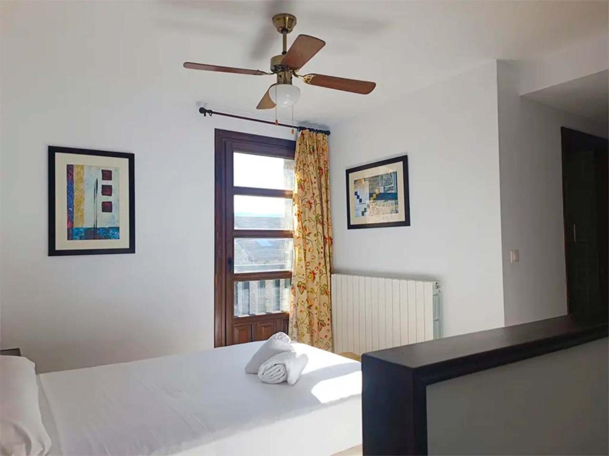Apartamentos Jaca Badaguas 3000 エクステリア 写真