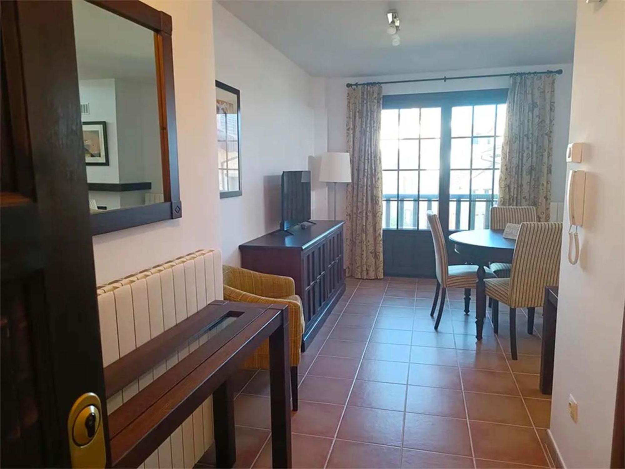 Apartamentos Jaca Badaguas 3000 エクステリア 写真