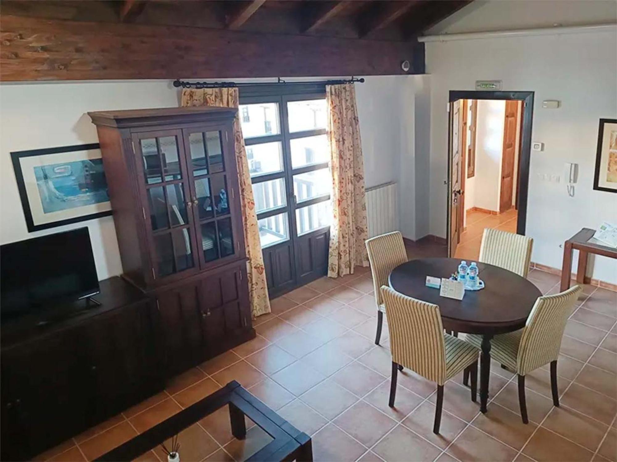 Apartamentos Jaca Badaguas 3000 エクステリア 写真