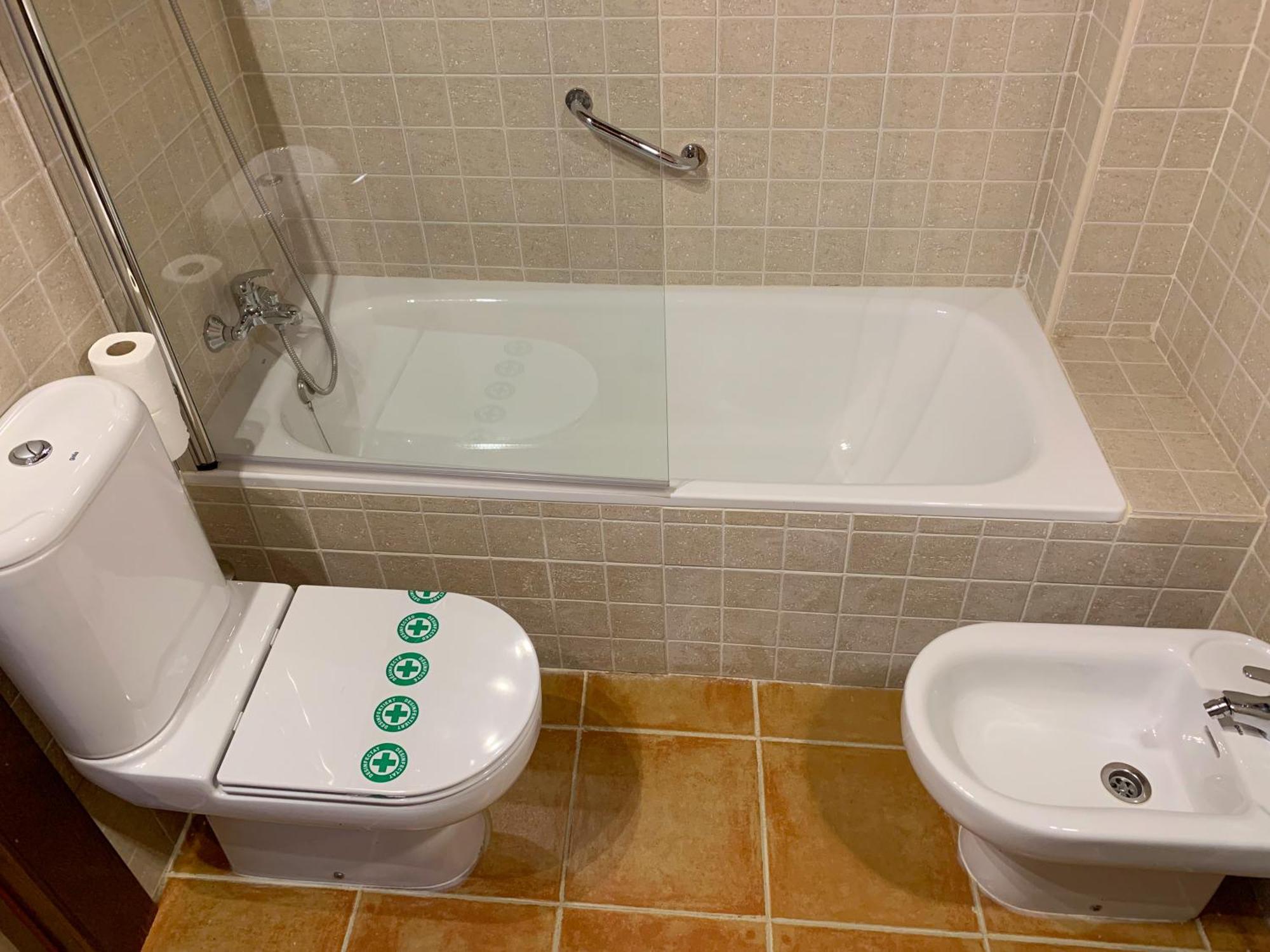 Apartamentos Jaca Badaguas 3000 エクステリア 写真