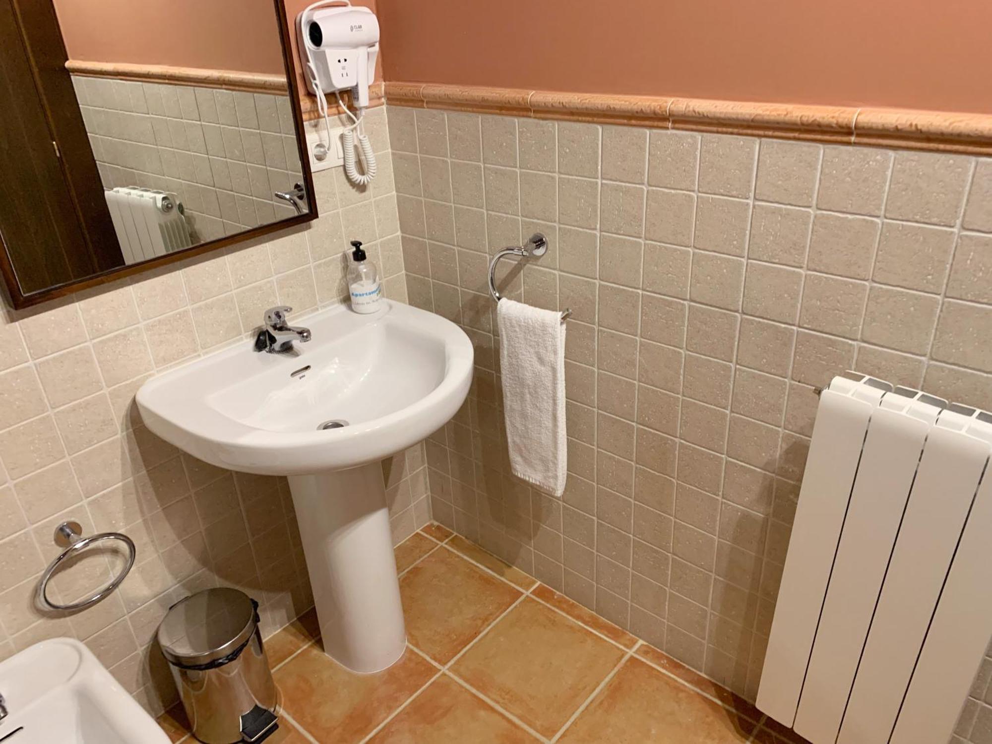 Apartamentos Jaca Badaguas 3000 エクステリア 写真